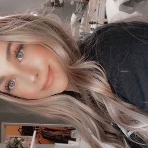 Meet your Posher, Jillian